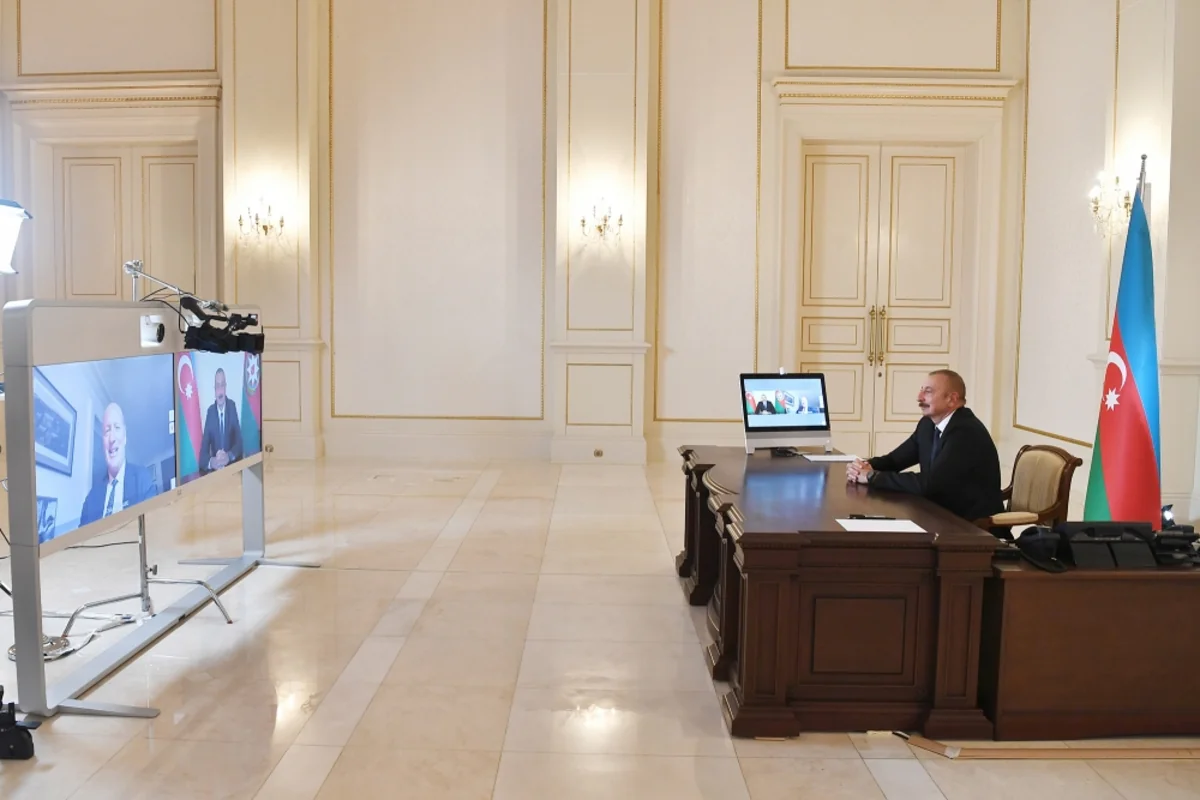 Fransalı müxbir təxribatçı sualları ilə məqsədinə çatmadı