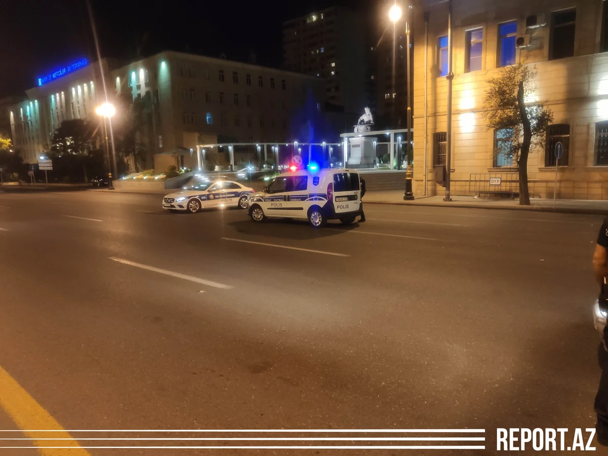 Bakıda polis maşını qəzaya uğrayıb, xəsarət alan var