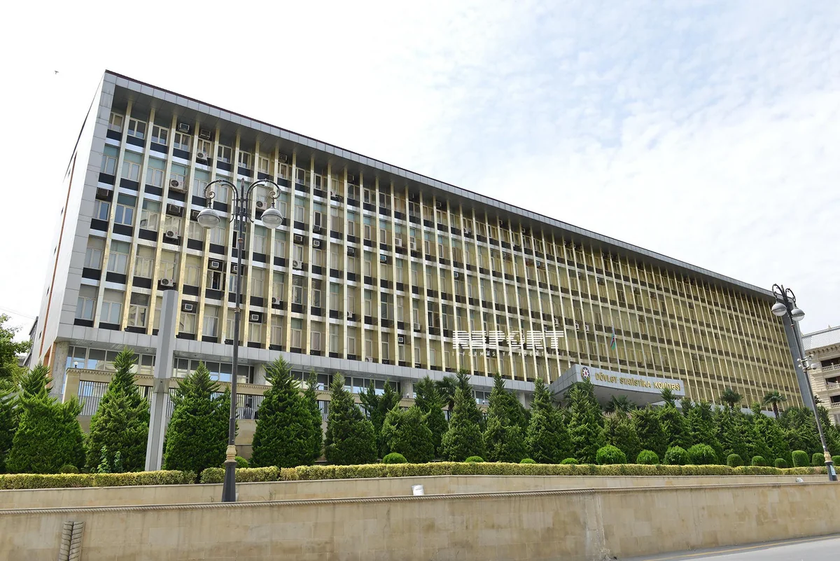 Azərbaycanda dəmir yolu ilə yük və sərnişinlərin daşınması kəskin azalıb