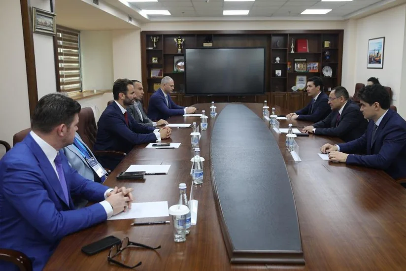 MOK-un baş katibi Özbəkistandakı növbədənkənar prezident seçkilərini müşahidə edib