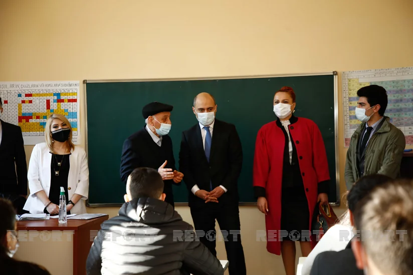 Эмин Амруллаев посетил 120-летнюю азербайджанскую школу Тбилиси