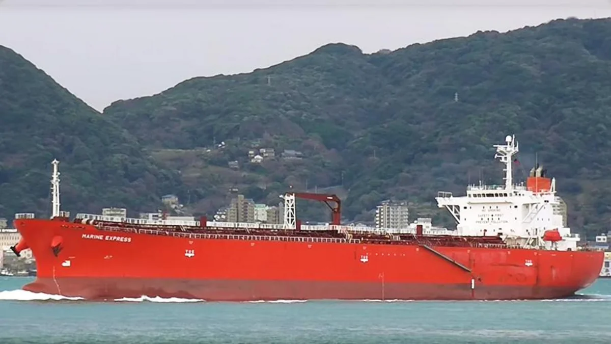 Qərbi Afrika sahillərində 22 dənizçinin olduğu tanker itib