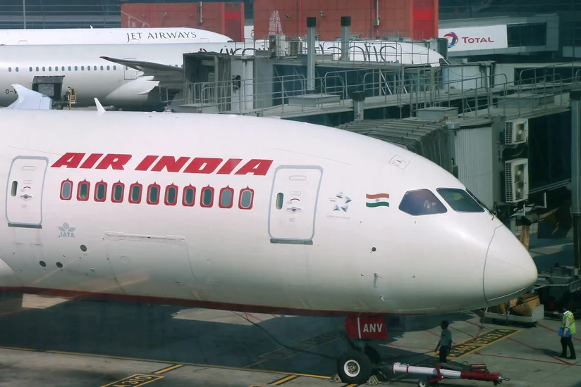 В Индии выставили на продажу 100% авиаперевозчика Air India