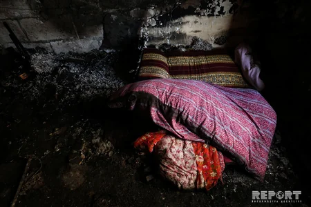 Bakıda yanan yataqxanadan - FOTOREPORTAJ