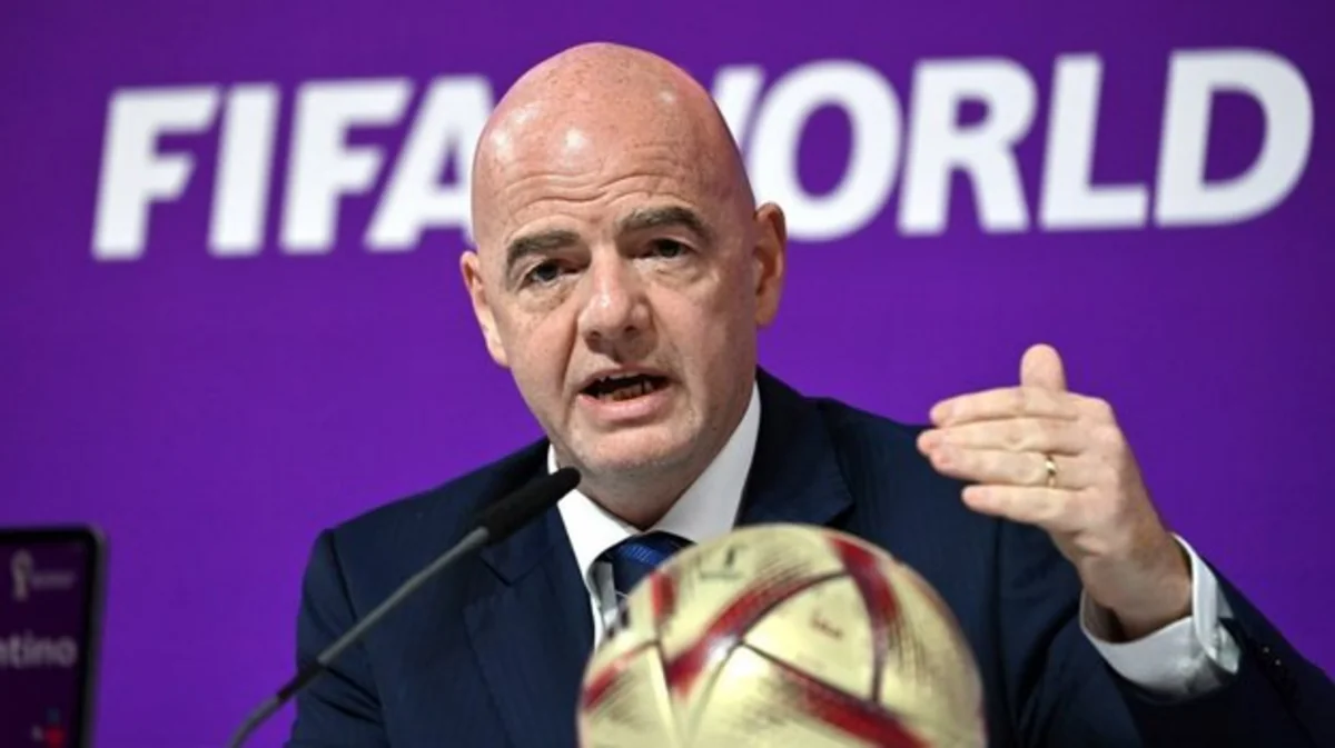 FIFA prezidentinin ötənilki qazancı açıqlanıb