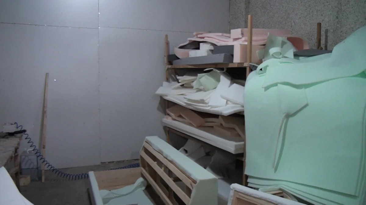 Bakıda yanğın təhlükəli mebel sexinin fəaliyyəti dayandırılıb