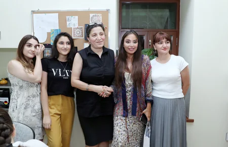 “Ənənəvi incəsənət vasitəsilə inklüziv təhsilin təşviqi” layihəsinin təqdimatı olub