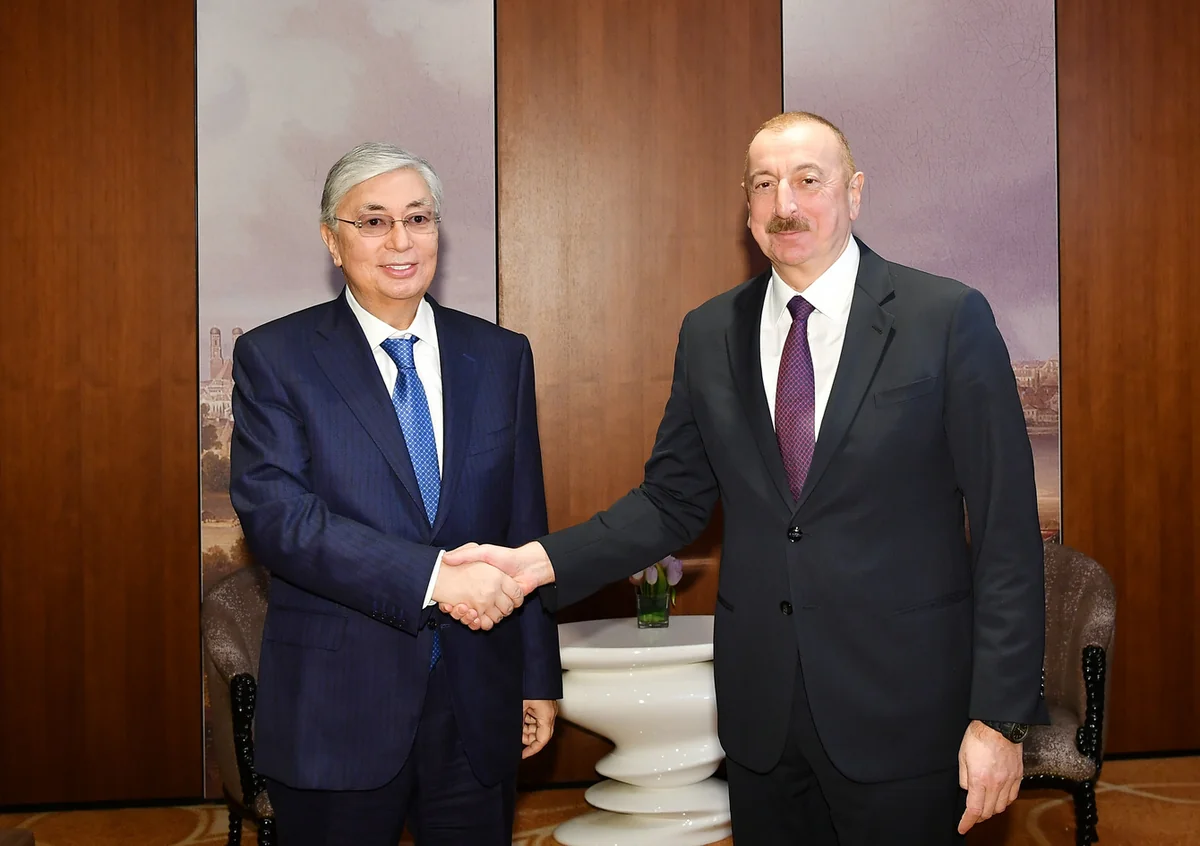 President Ilham Aliyev congratulates his Kazakhstani counterpart