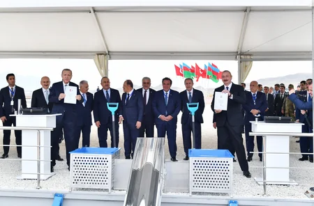 Cəbrayılda Qumlaq dəmir yolu stansiyasının təməli qoyulub - YENİLƏNİB