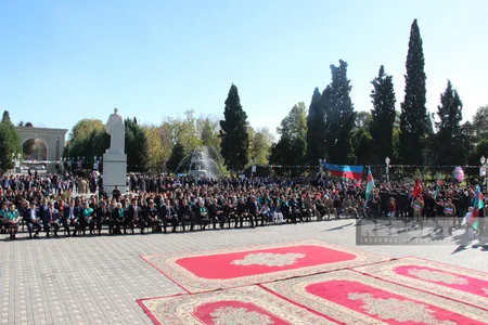 Zəfər Günü münasibətilə Qərb bölgəsinin bir çox rayonlarında təntənəli tədbirlər keçirilib