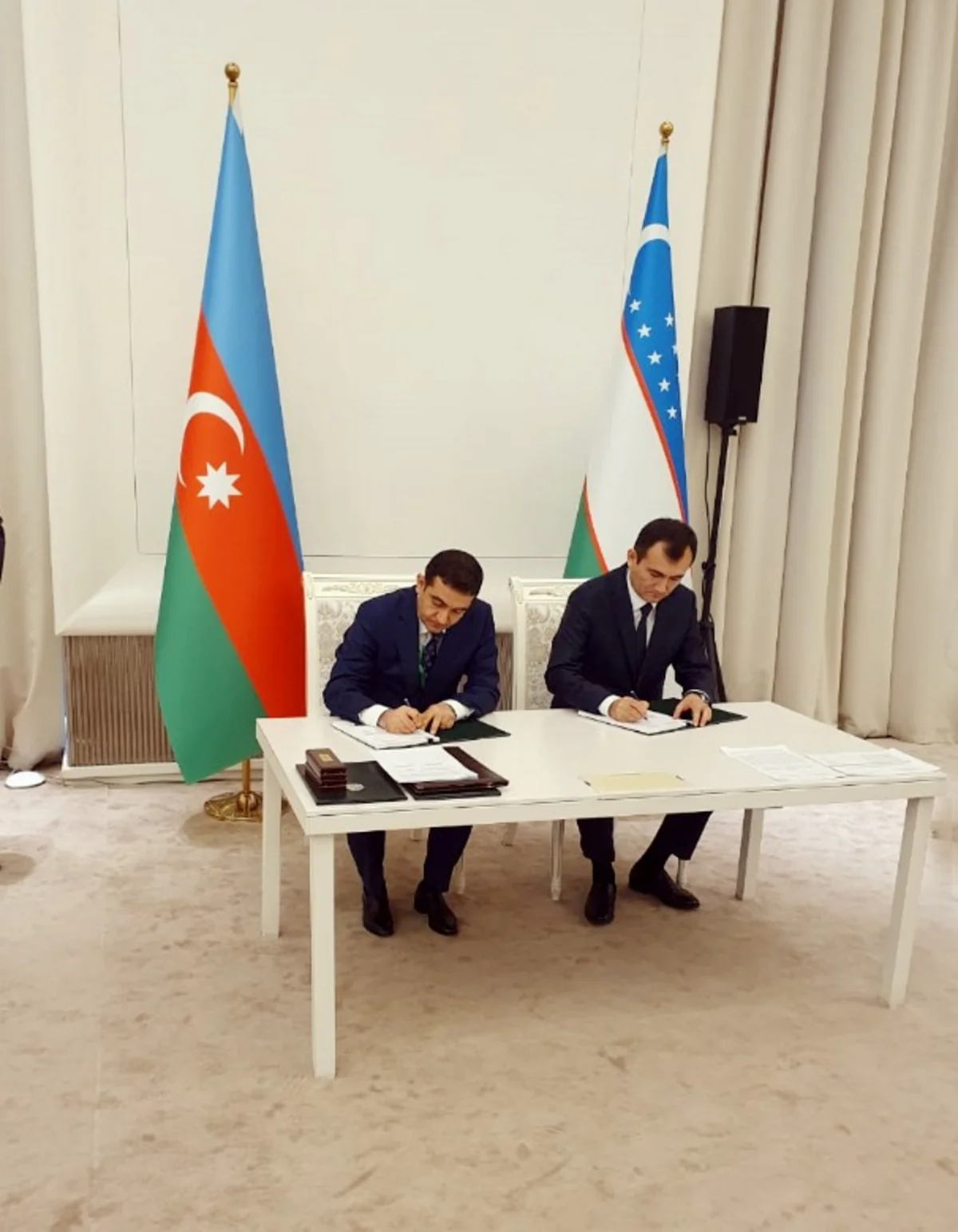 Azərbaycan və Özbəkistan gömrük orqanları arasında qarşılıqlı informasiya fəaliyyəti ilə bağlı sənəd imzalanıb