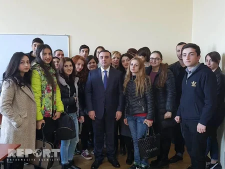 Baş konsul Batumi Dövlət Universiteti tələbələrinə Ermənistanın işğalçılıq siyasətindən danışıb