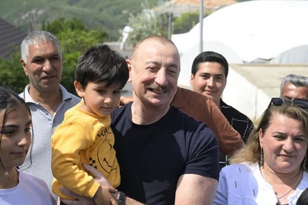 President Ilham Aliyev meets with residents in Lachin