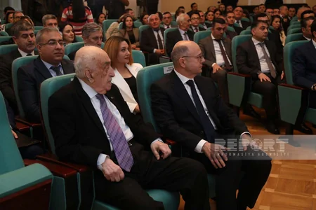 ​​​​​​​Министр: Благодаря Гейдару Алиеву экспорт углеводородных ресурсов Каспия стал реальностью