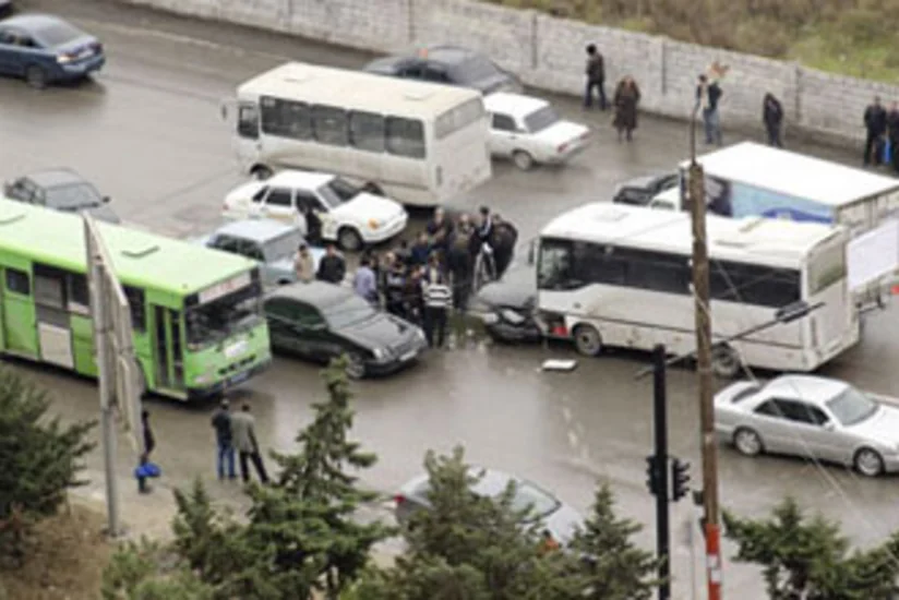 Ötən il ölümlə nəticələnən 14 yol-nəqliyyat hadisəsinin üstü açılmayıb