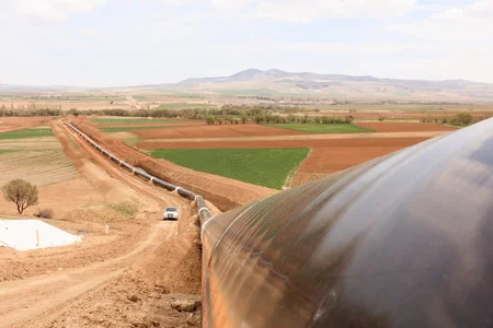 “Şahdəniz-2” qazının Türkiyəyə nəqlinə başlanılıb