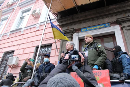 Сторонники Петра Порошенко проводят в Киеве акцию протеста