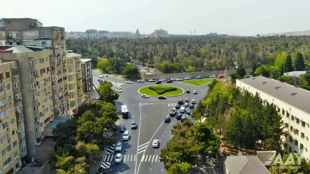 Bakının Mikayıl Müşfiq küçəsinin bir hissəsi təmir olunub