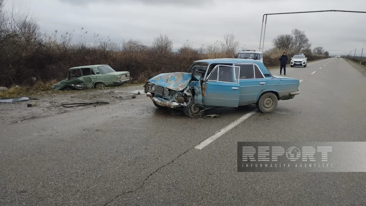 Kürdəmirdə yol qəzası baş verib, xəsarət alanlar var