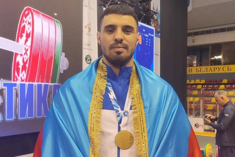 Azərbaycan ağırlıqqaldıranı II MDB Oyunlarının qalibi olub