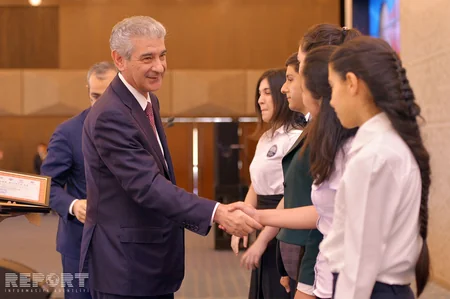 “Ən yaxşı təqdimat” müsabiqəsinin qalibləri mükafatlandırılıb