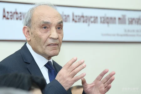 “Dilçilik elmində Afad Qurbanov irsi” kitabının geniş təqdimatı keçirilib - VİDEO