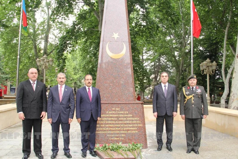 Gəncədə Qafqaz İslam Ordusunun xatirəsinə ucadılan abidənin açılışı olub