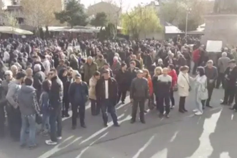 В Ереване стартовал митинг