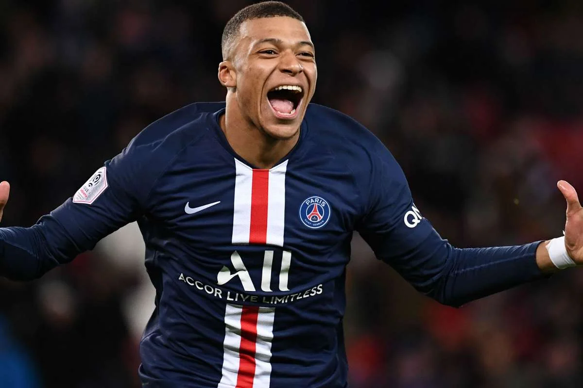 Kilian Mbappe komanda ilə məşqlərə başladı