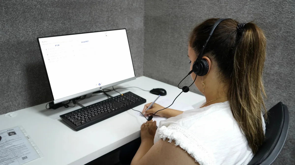 Doktoranturaya qəbul üzrə danışıq imtahanları keçirilib