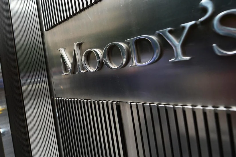 Moody's ухудшило прогноз по рейтингу Британии