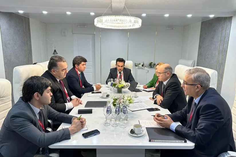 Azərbaycan və Rusiya enerji şirkətləri birgə əməkdaşlığı müzakirə ediblər