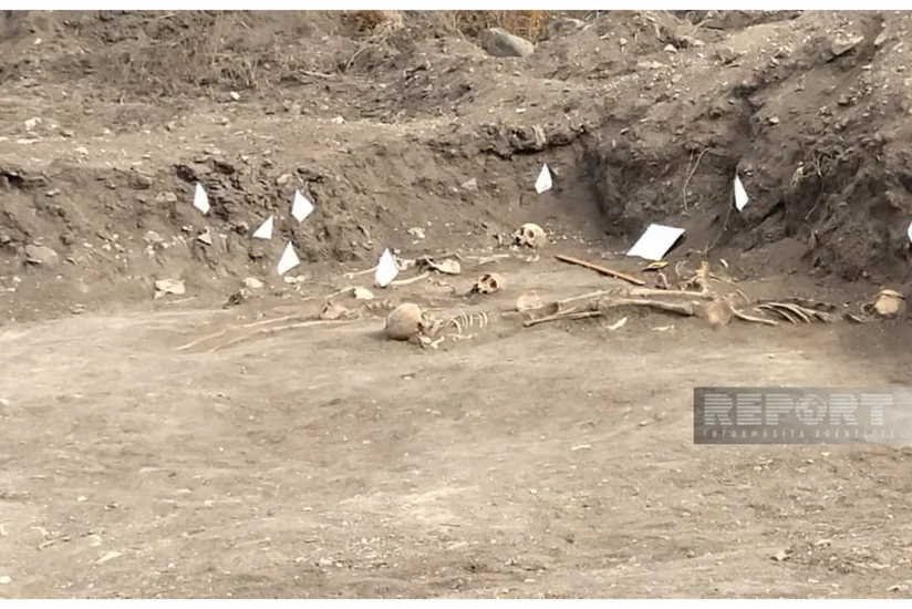 В Аскеране возле крепостных стен обнаружено массовое захоронение