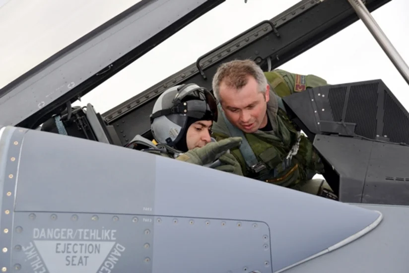 ​Azərbaycan və Türkiyə pilotları şərti terrorçuların yerləşdiyi məkanları məhv ediblər