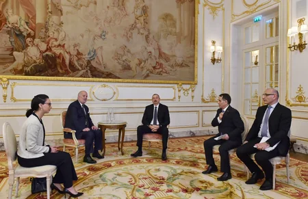 President Ilham Aliyev met with Vivaction Company president and Deputy CEO of SUEZ Environment