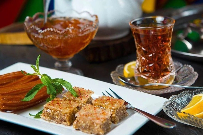 Qubada gecə saatlarında fəaliyyət göstərən iki çayxana aşkarlanıb