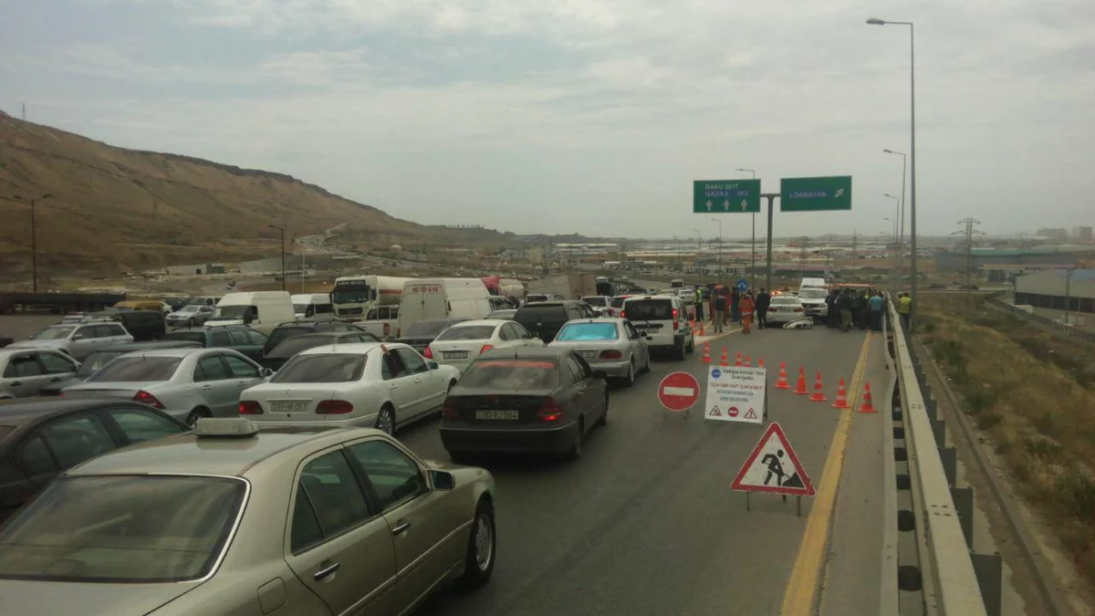Bakı Dairəvi-1 avtomobil yolunda baş verən qəzada Yol Xətt MMC-nin işçisi dünyasını dəyişib