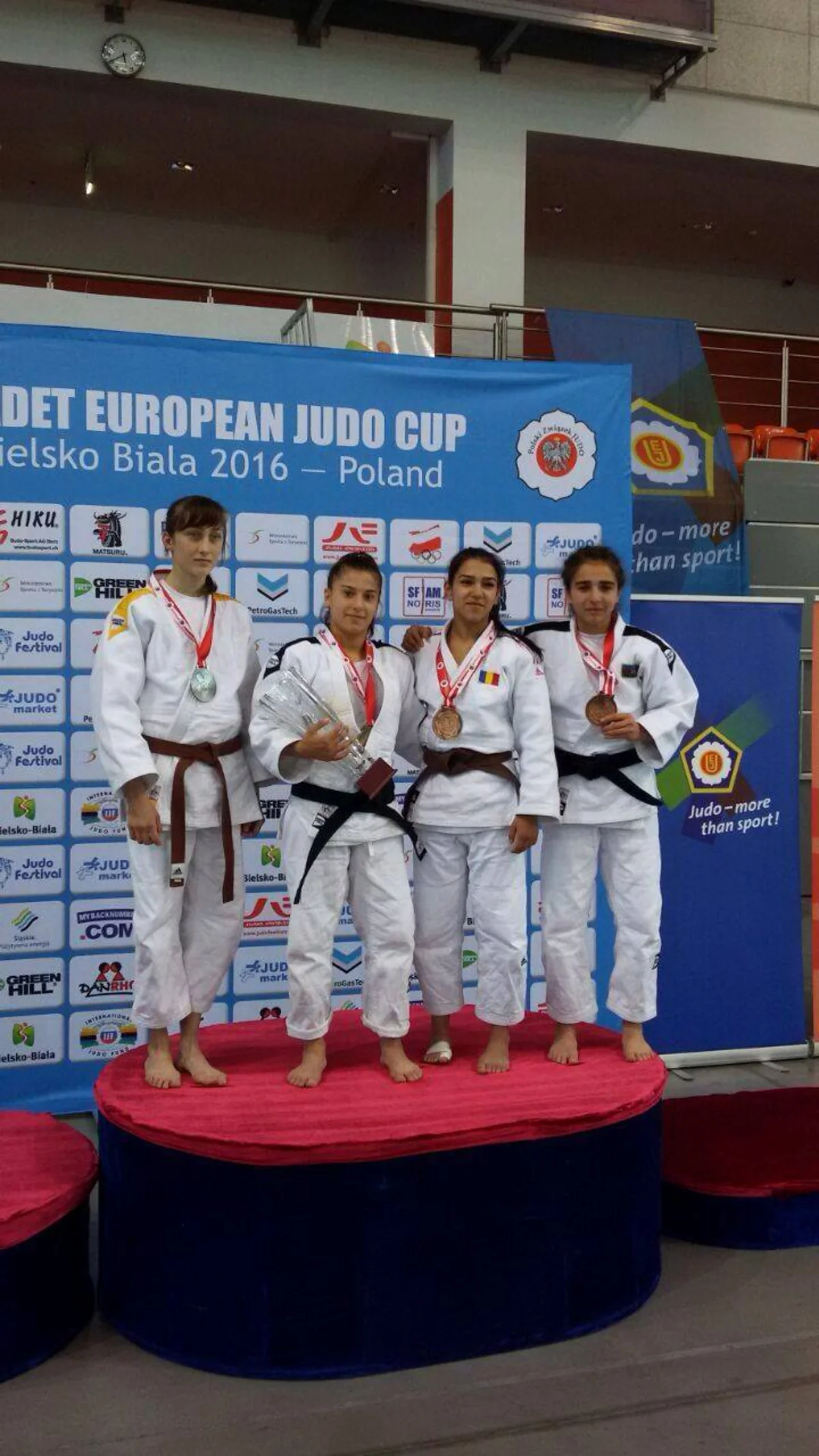 Azərbaycan cüdoçuları Avropa kubokunun ilk günü 7 medal qazanıblar