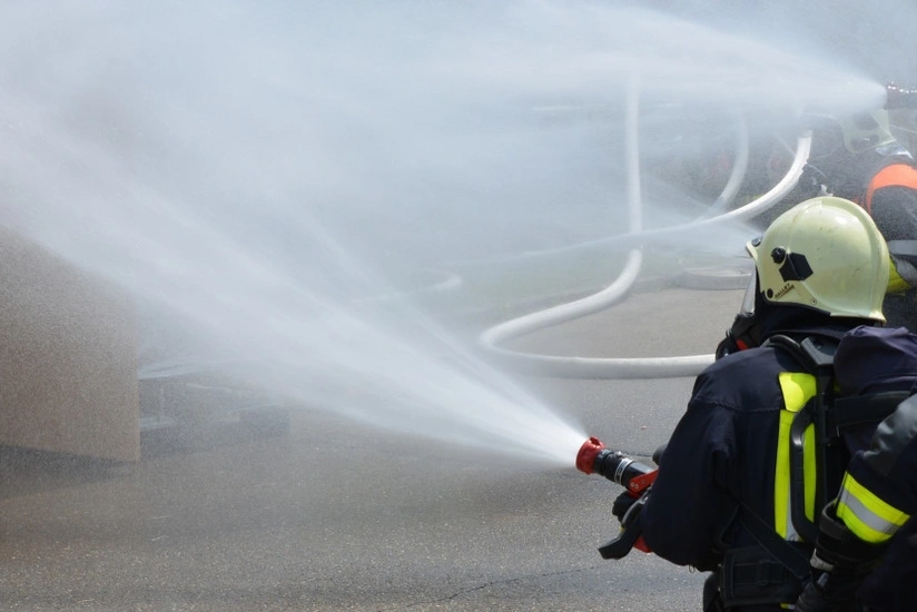 Almaniyanın qərbində kimya zavodunda yanğın olub