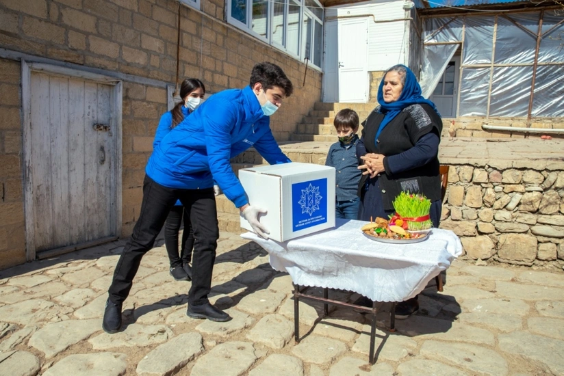 Heydər Əliyev Fondu aztəminatlı ailələrə Novruz bayramı münasibətilə sovqatlar göndərib