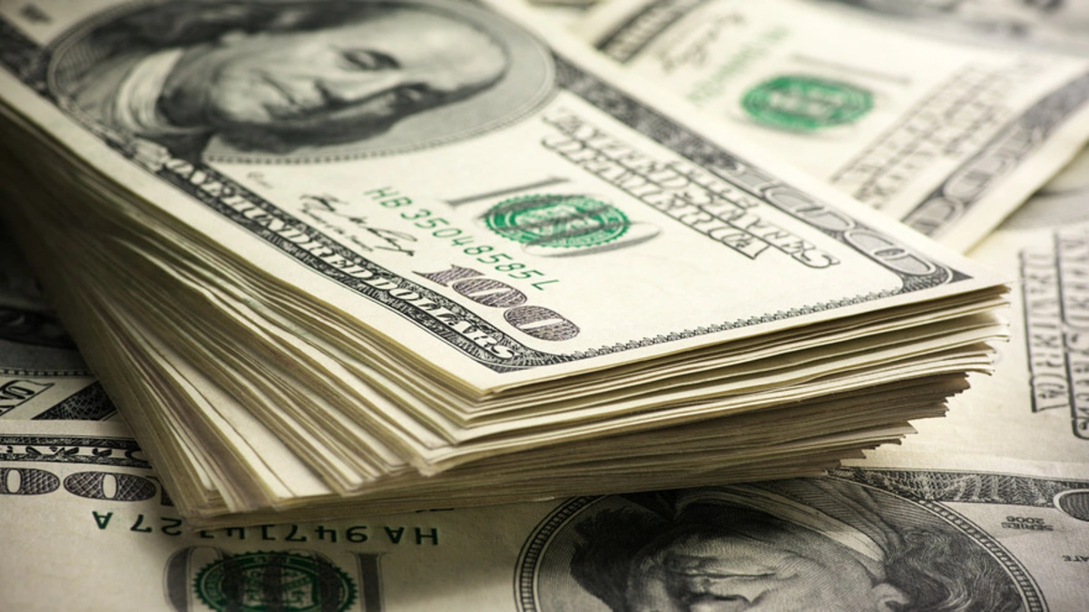 Forecast: US-dollar rate will decline a bit more in Azerbaijan