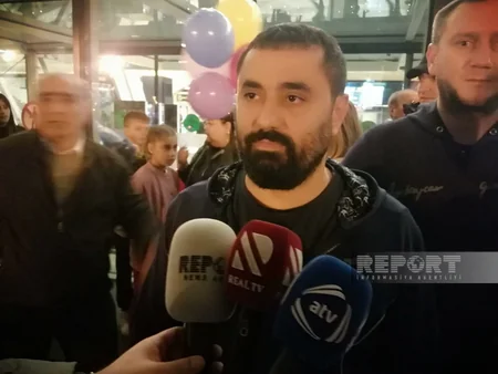 Dünya yaş qrupları yarışında 5 medal qazanmış Azərbaycan gimnastları vətənə dönüblər