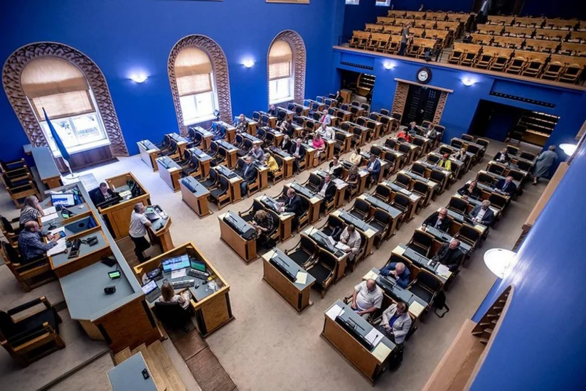 В парламенте Эстонии предложили лишить граждан РФ права голоса