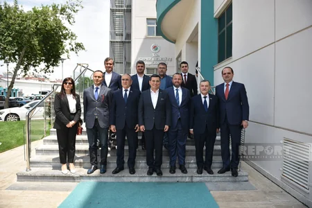 YAP nümayəndə heyəti Antalya valisi ilə görüşüb