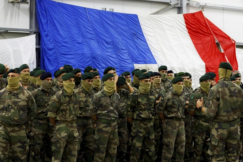 KİV: Fransada hökumət böhranı hərbi büdcənin artırılması planlarını alt-üst edir