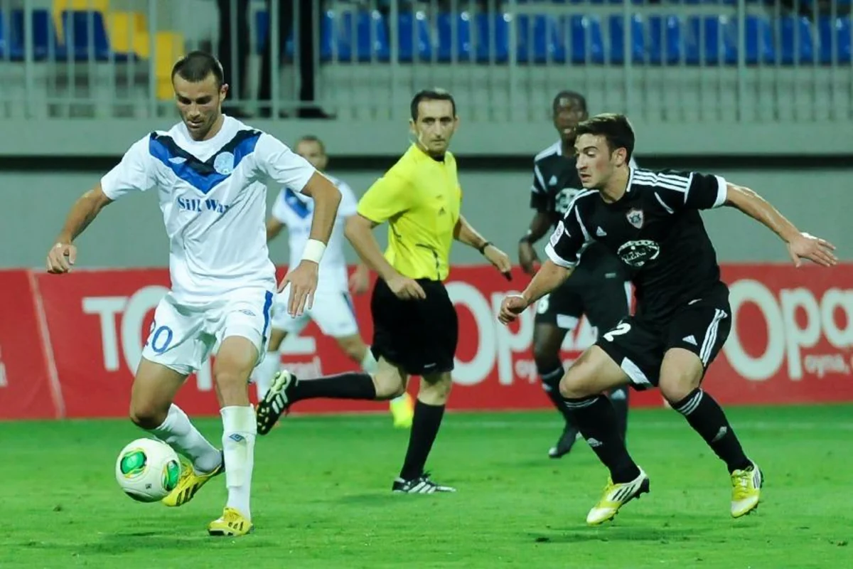 Qarabağ AZAL-a böyük hesabla qalib gəlib