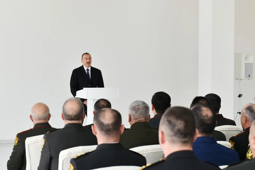 Prezident Azərbaycana yeni silah və texnikaların gətirilməsi üçün göstəriş verib