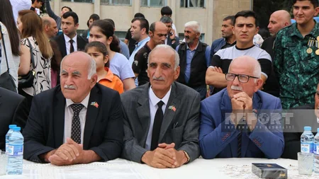 Milli Qəhrəman İsgəndər Aznaurovun büstü yenilənib