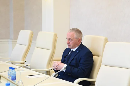 MM üzvləri Britaniya parlamentinin Lordlar Palatasının üzvü ilə görüşüblər