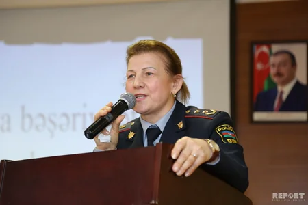 Bakı polisi məktəbliləri maarifləndirdi